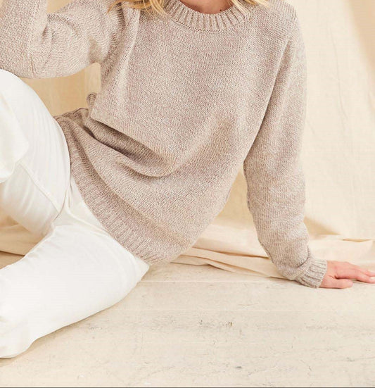 Aran Woollen Mills Women's Plain Crew Neck Sweater