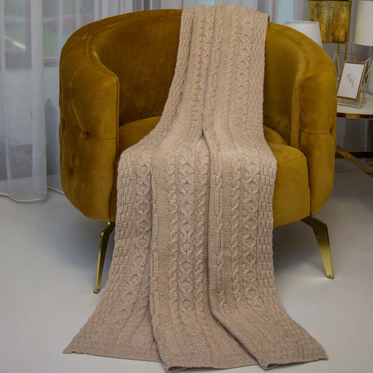 Saol Fisherman Cable Throw