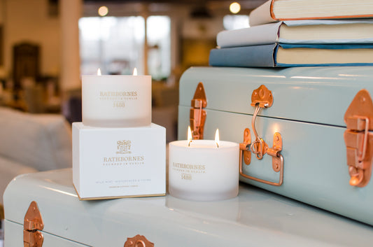 Rathbornes Classic Wild Mint, Watercress & Thyme  2 Wick Candle
